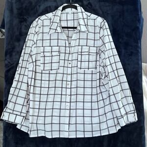 Notations Woman 2X White‎ & Black Plaid Roll Tab Long Sleeve Button Down Shirt